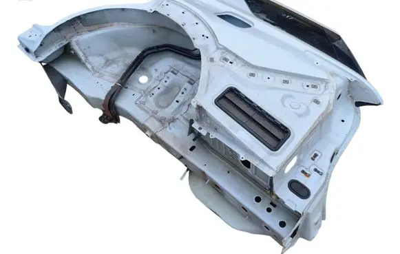 Ford Explorer VI Rear quarter panel 
