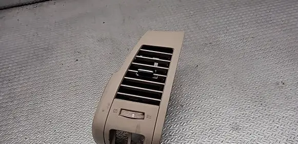 Nissan Murano Z50 Dashboard side air vent grill/cover trim 68761CB000