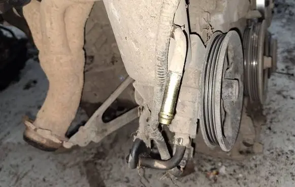 Toyota Yaris Power steering pump