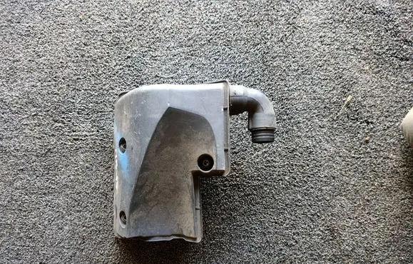 Mercedes-Benz A W168 Vacuum air tank A1661400087