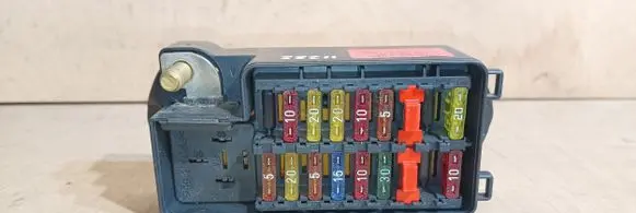 Jaguar XJ X300 Fuse module LNA2800BG 2800BG