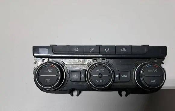 Volkswagen Golf VII Climate control unit 5G0907044Q