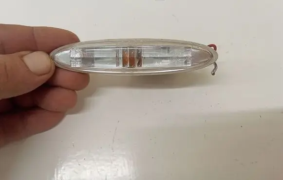 Lexus GS 300 350 430 450H Front fender indicator light 30308
