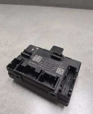Audi Q5 SQ5 Door control unit/module 8K0959792R 8K0959792P A2C7325130300