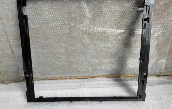 Mercedes-Benz GLE (W166 - C292) Radiator trim A0995040918