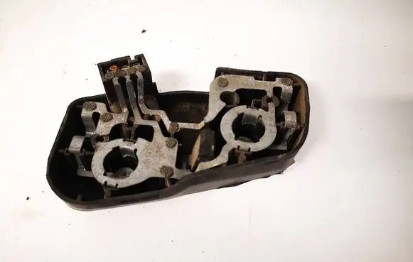 BMW 3 E46 Tail light bulb cover holder 8374807 230569L