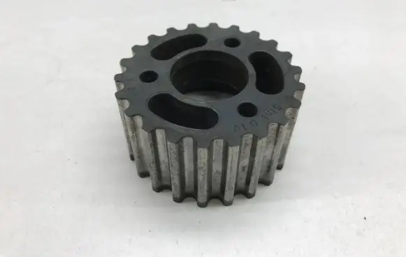Volkswagen Scirocco Fuel pump gear (pulley) 03L130111D