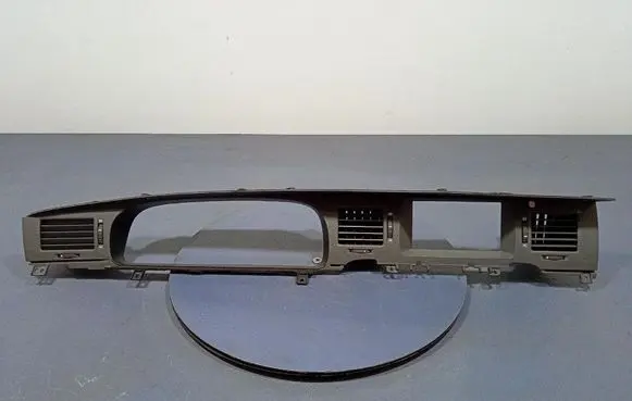 KIA Opirus Dashboard side air vent grill/cover trim