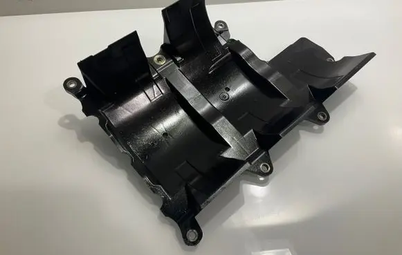 Mercedes-Benz ML W164 Oil breather separator A6421800785 6421800785