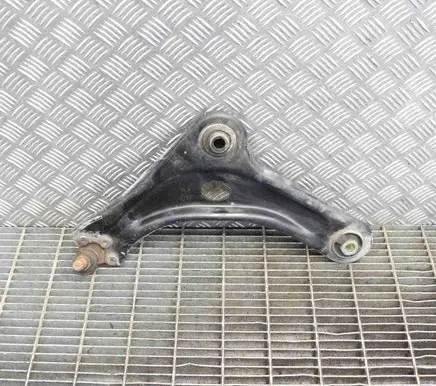 Citroen C3 Front lower control arm/wishbone