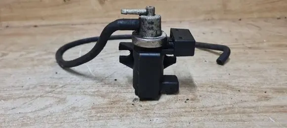 Volvo V70 Turbo solenoid valve 30637251