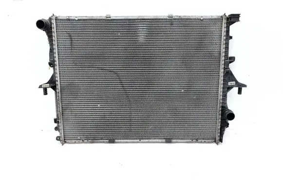 Audi Q7 4L Coolant radiator 7L6121253B