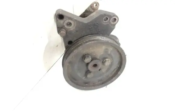 BMW 5 E39 Power steering pump