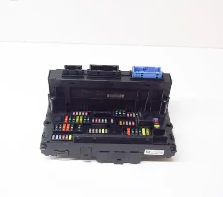 BMW 5 F10 F11 Fuse module 9252815 1703344