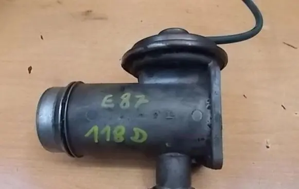BMW 1 E81 E87 EGR valve
