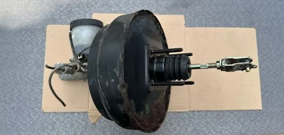 Nissan Terrano Brake booster 4721042G00 4721042G03