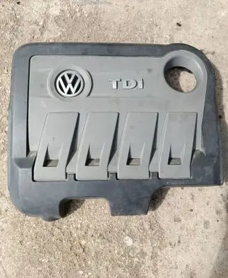 Volkswagen Golf V Engine cover (trim) 03L103925 103925AA 03L103925AA