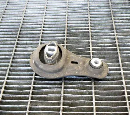 Renault Master III Gearbox mount 93860700