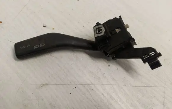 Volkswagen Golf V Indicator stalk 1k0 953 513
