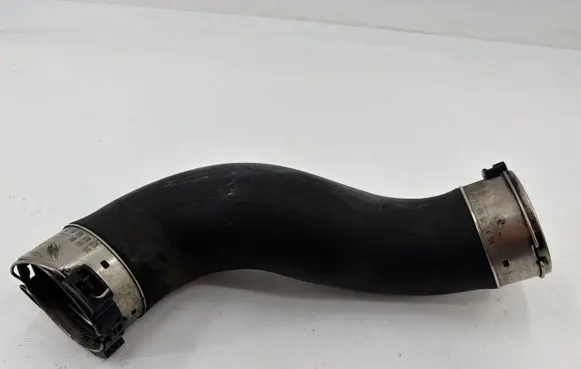 BMW 5 F10 F11 Intercooler hose/pipe 56470338954
