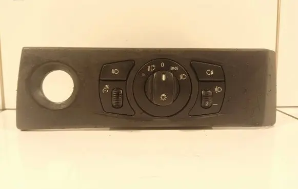 BMW 5 E60 E61 Light switch 6953737 33291903 011018269C