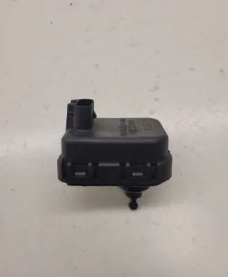 Opel Zafira A Headlight level adjustment motor 