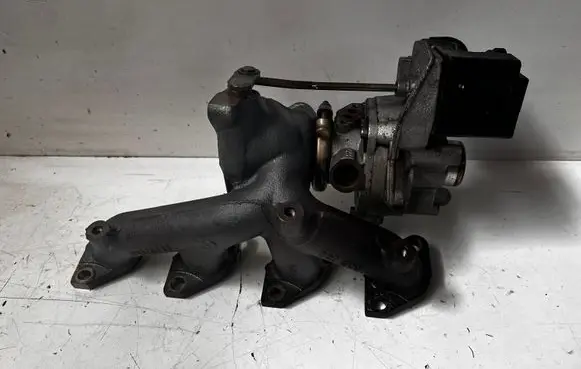 Skoda Fabia Mk2 (5J) Turbo 03P145701K 161013 T3M3771P8