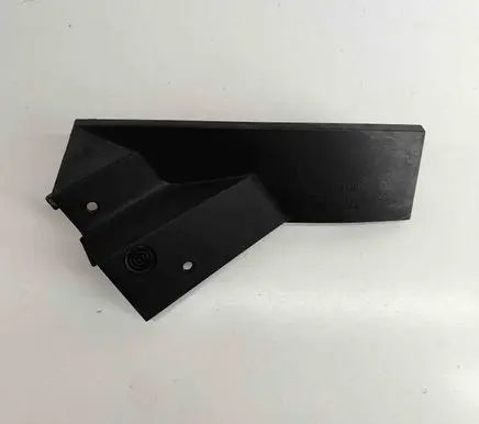 Headlight/headlamp mounting bracket