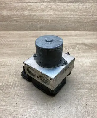 Volkswagen PASSAT B7 ABS Pump 3AA614109AG