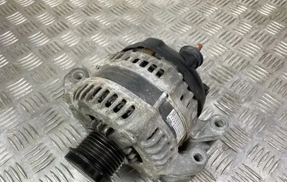 Jeep Grand Cherokee Generator/alternator P04801779AI