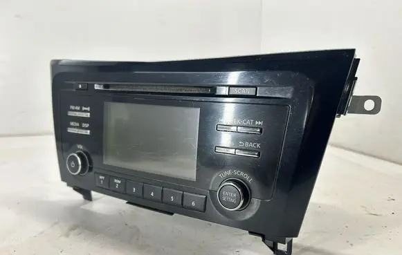Nissan Rogue Radio/CD/DVD/GPS head unit 281859TB0A CCFN45E0GX