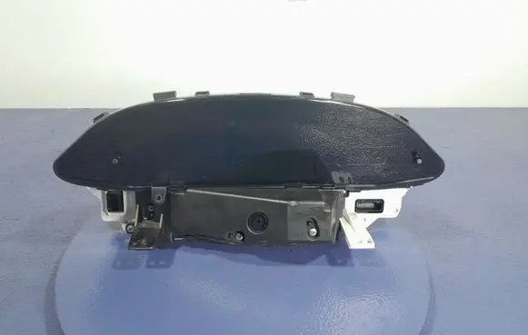 Toyota Yaris Speedometer (instrument cluster) 83800-0D630-D