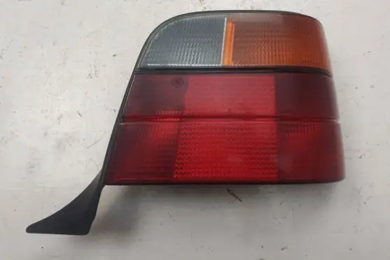 BMW 3 E36 Rear/tail lights 8371936