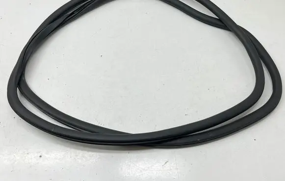 Chrysler Pacifica Sliding door rubber seal 68188720AD
