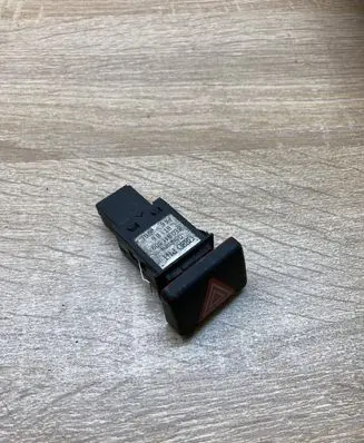 Audi A4 S4 B6 8E 8H Hazard light switch 8E0941509