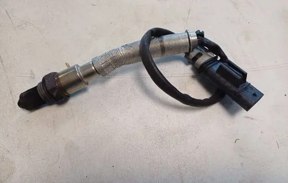 BMW 5 F10 F11 Lambda probe sensor 0281004614 858909701