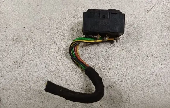 Audi 100 S4 C4 Electric window control switch 4A0959855C