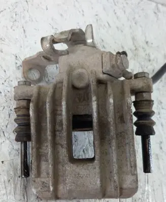 Audi A3 S3 8P Rear brake caliper 820041