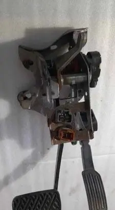 Nissan Leaf II (ZE1) Pedal assembly 25WN1 00285 10719C