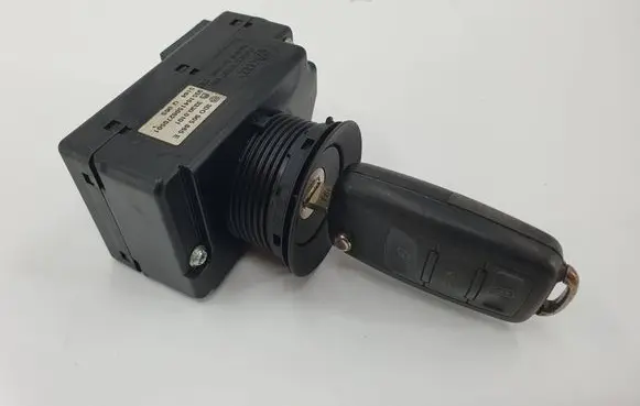 Audi A8 S8 D3 4E Ignition lock 3D0905865E