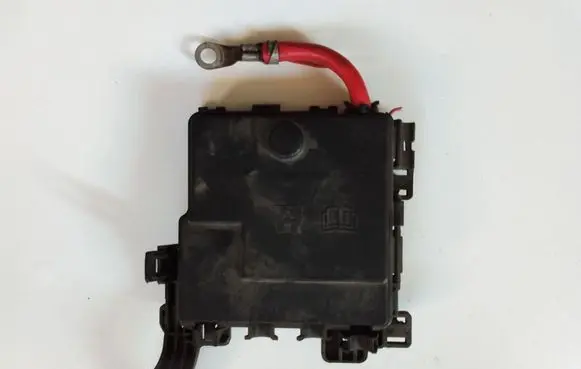 Volvo V50 Fuse module 31300557