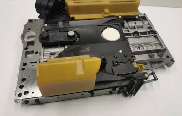 Mercedes-Benz Vito Viano W639 Transmission gearbox valve body A2112700006 2112700006