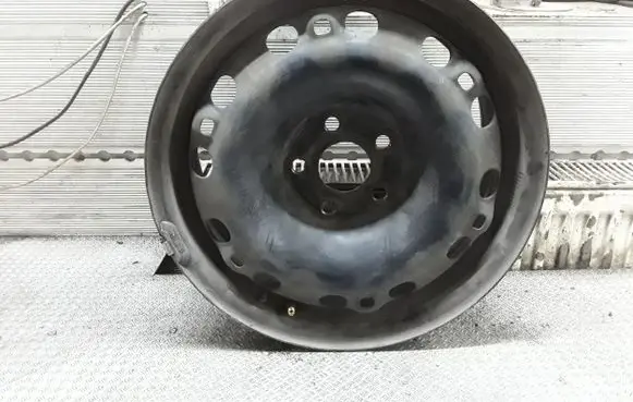 Skoda Fabia Mk2 (5J) R15 steel rim 6Q0601027M