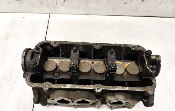 Audi A4 S4 B5 8D Engine head 078103373s
