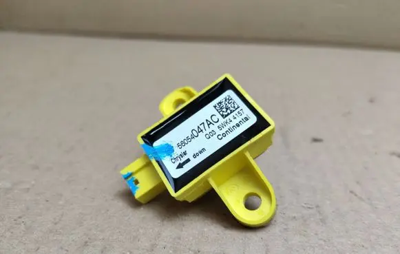 Dodge Journey Airbag deployment crash/impact sensor 56054047AC