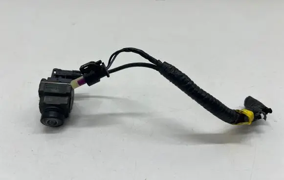 Polestar 2 Front bumper camera P32340119