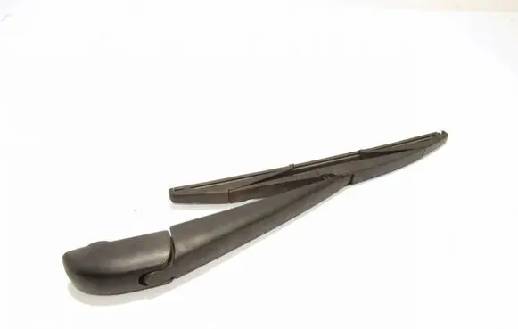 Toyota RAV 4 (XA30) Rear wiper blade arm