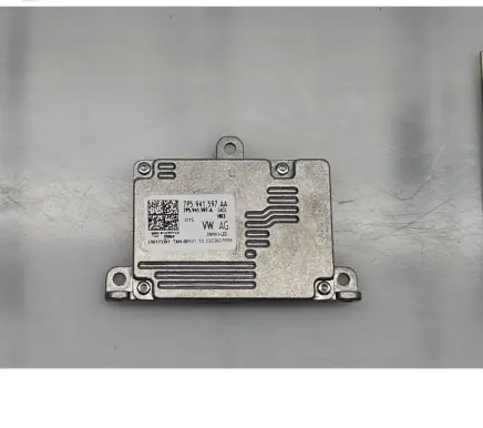 Volkswagen Tiguan Headlight ballast module Xenon 7P5941597AA 7P5941597A