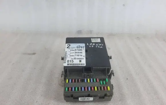 Renault Laguna II Fuse module 8200534446 8200607580 8200371614