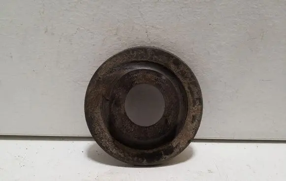 Volkswagen Golf V Rear coil spring rubber mount 1K0512149B